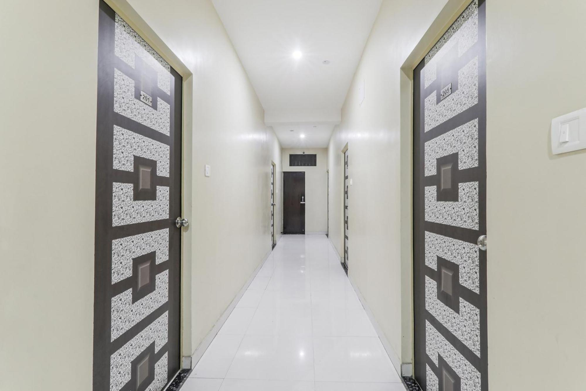 Hotel O Jagbamda Джамшедпур Екстериор снимка